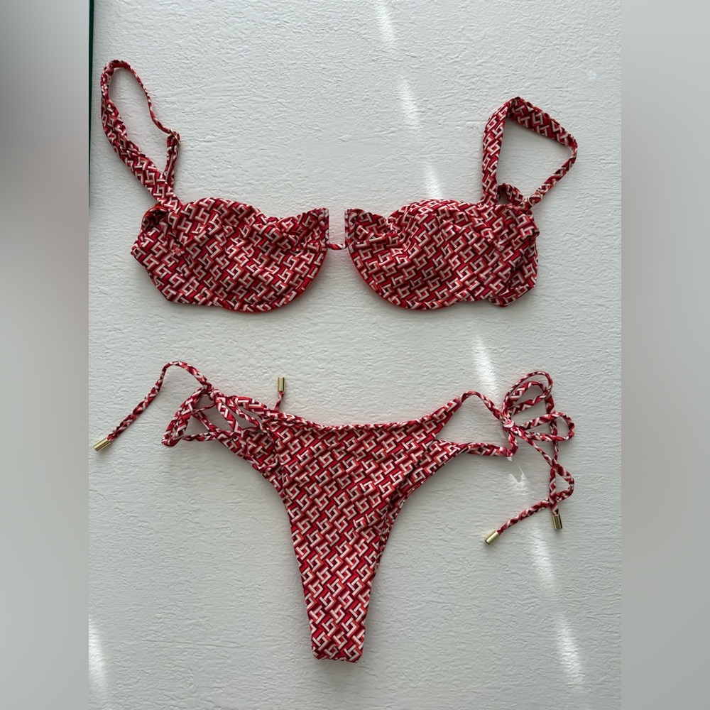 MONDAY swimwear lattice geo set M